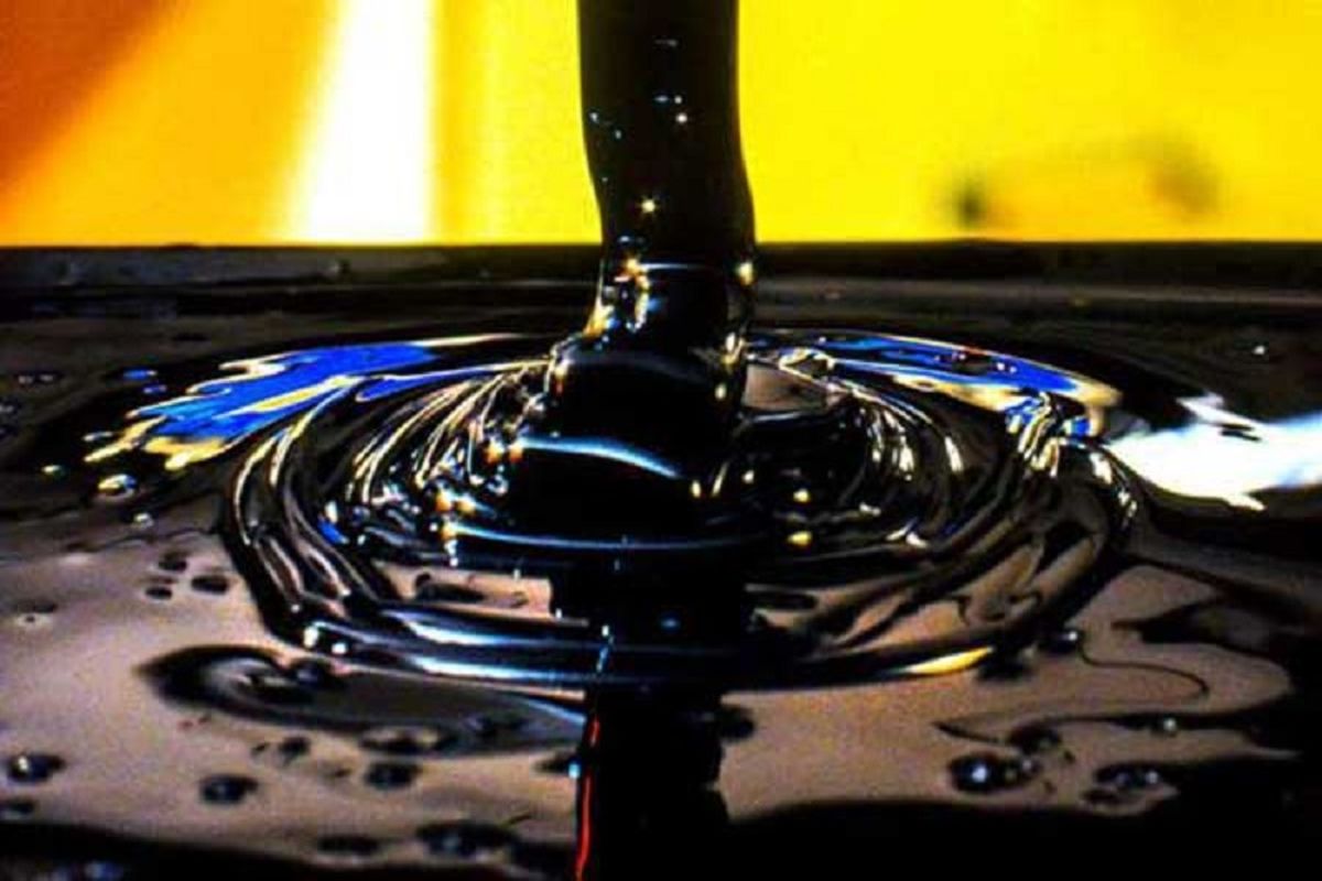 برآوردها از تقاضای نفت خام ۲۵درصد کاهش یافت
