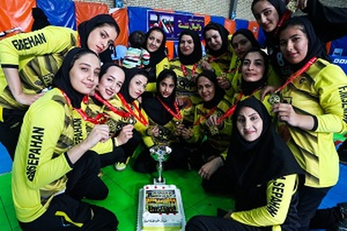 پیروزی ذوب آهن برستارگان فارس