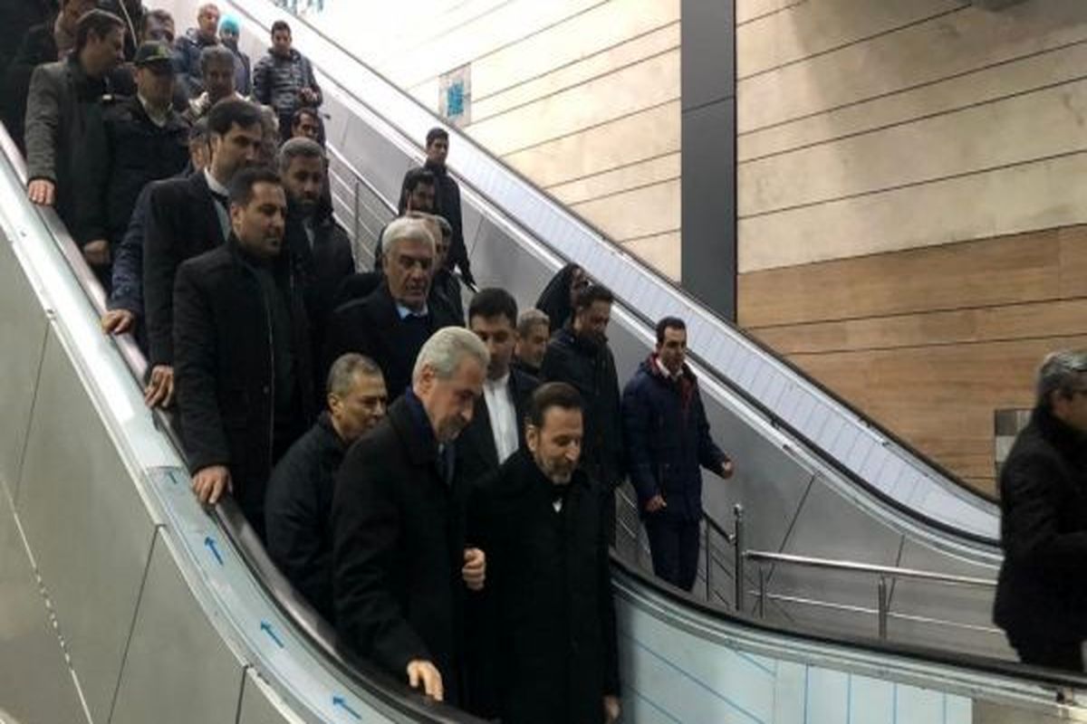 بهره‌برداری از فاز سوم خط یک قطار شهری تبریز با حضور واعظی