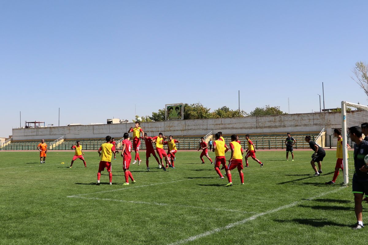 تیم‌های فوتبال پایه شهرداری همدان به مسابقات مناطق کشور اعزام می‌شوند