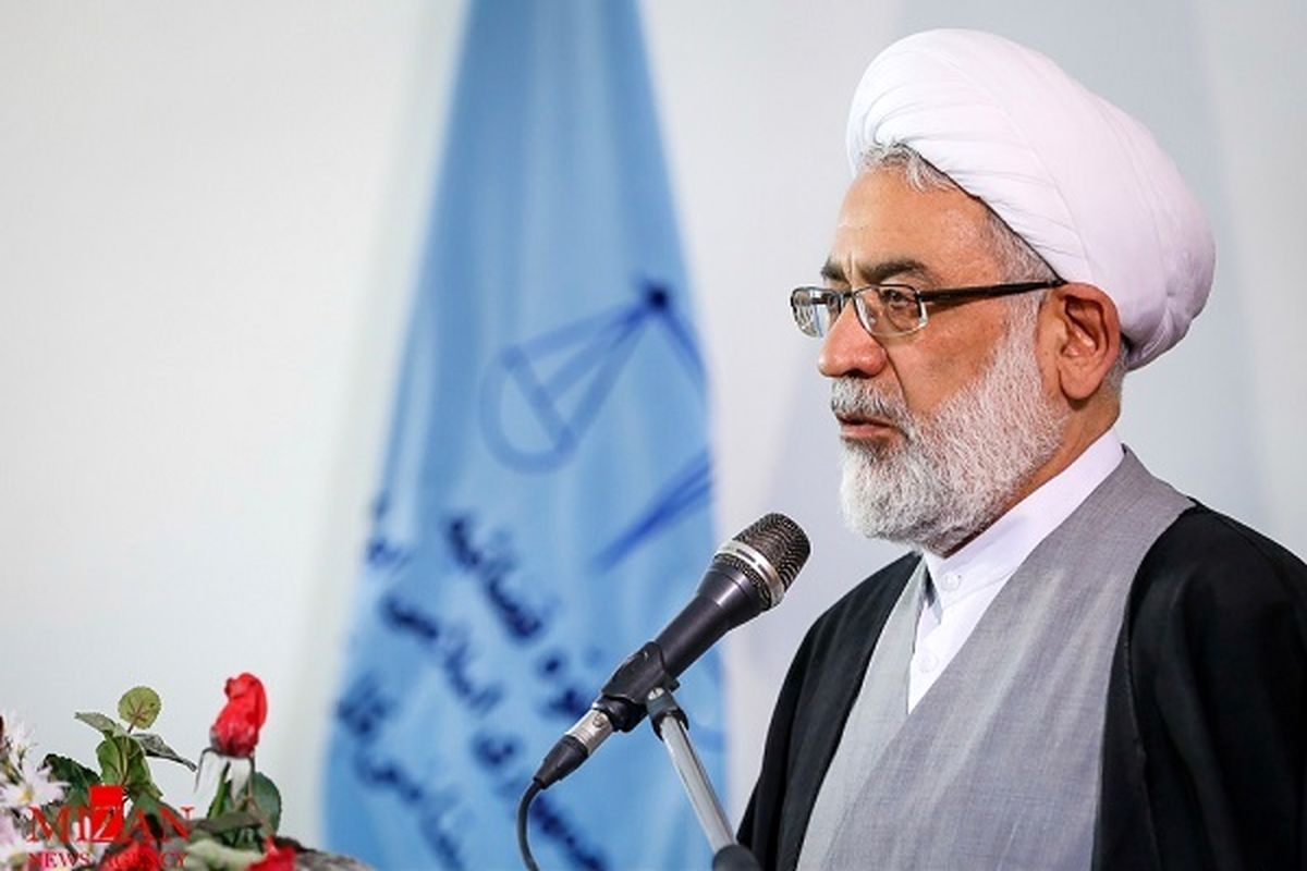 نامه پر از درد و غم جنابعالی را ملاحظه کردم/ اخلال در نظام سلامت مردم مجازاتی در حد مجازات افساد فی‌الارض دارد