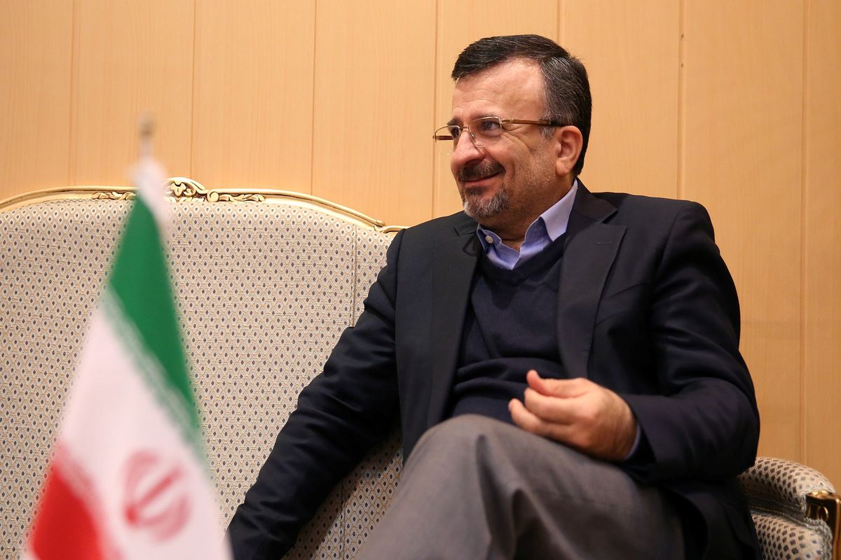 کرونا محور گفتگوی داورزنی و آزودو