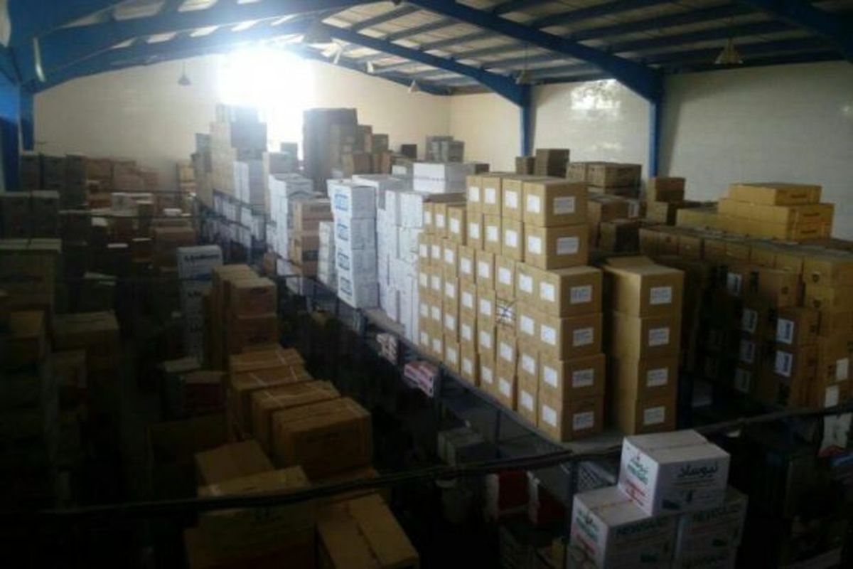 بیش از ۴۴ هزار دستکش پزشکی و ۴۴۴ لیتر الکل در خوزستان کشف شد