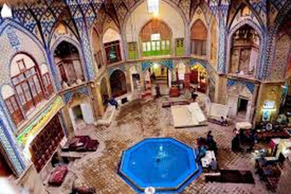 بازار کاشان تعطیل شد