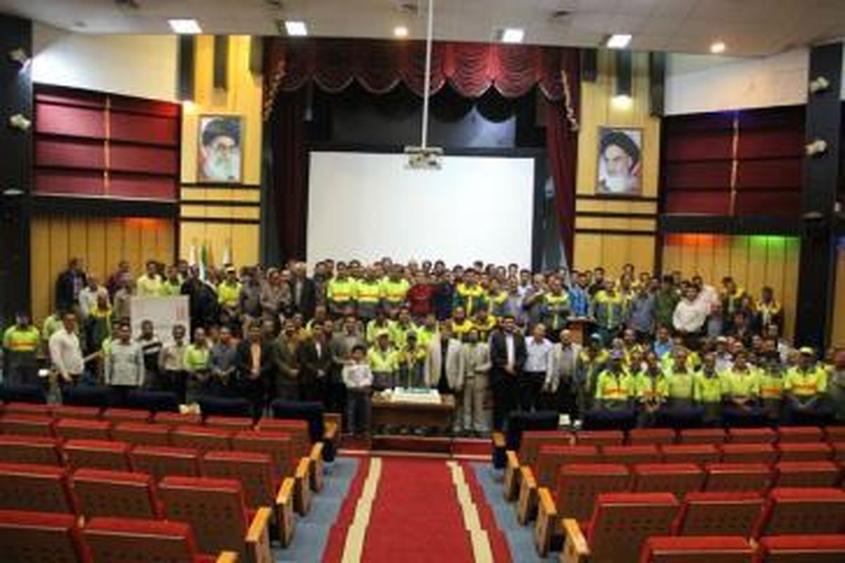جشن تکریم کارگران شهرداری کهریزک