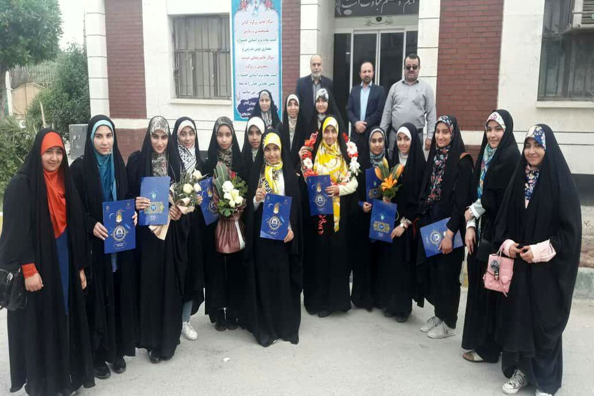 دانش آموزان آبادان به مقام اول مسابقات نخبگان قرآنی خوزستان نایل 
شدند