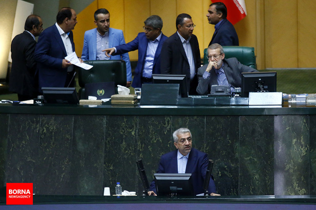 نماینده تهران از پاسخ های وزیر نیرو قانع شد
