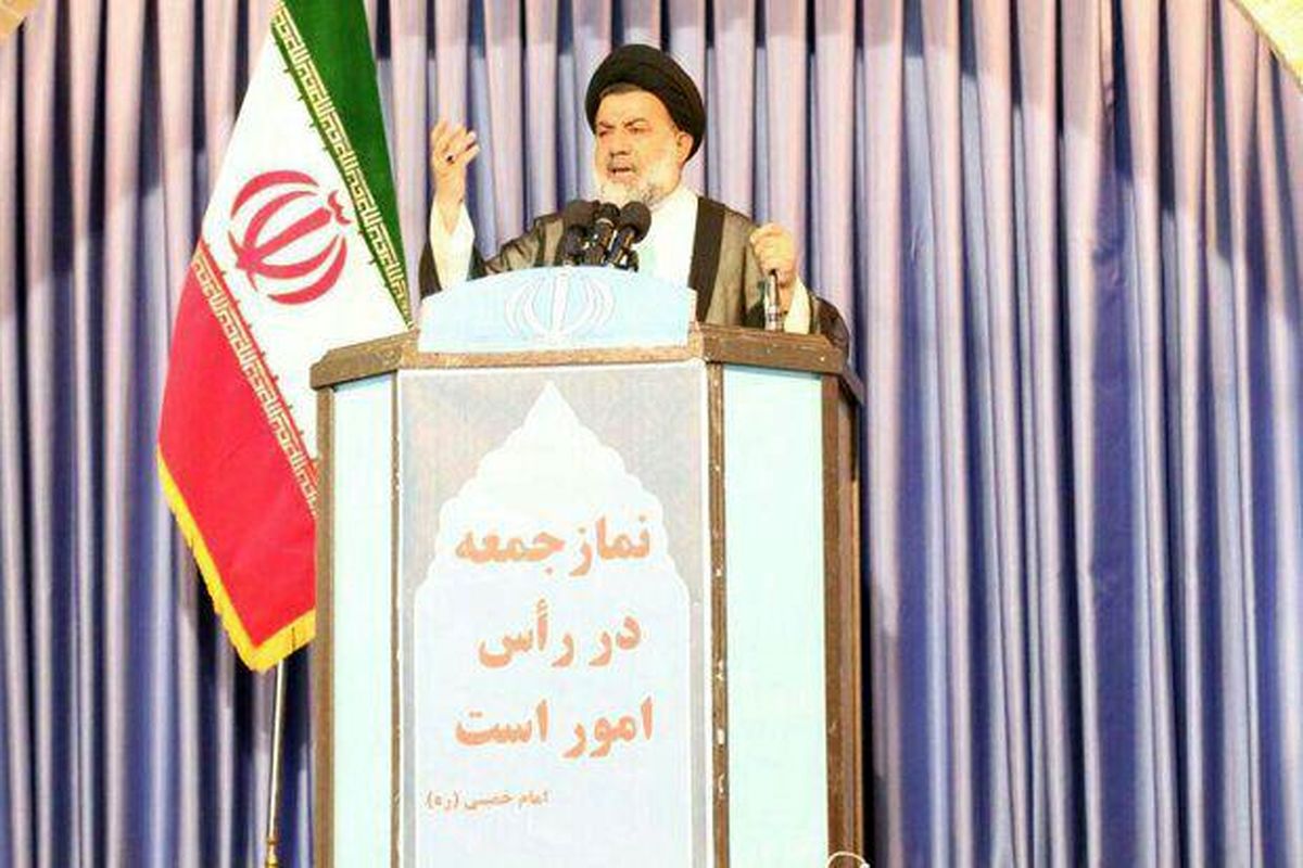 روحیه انقلابی کارساز است و دشمن را به زانو درمی آورد/ تهدیدها و فشارها بر اراده قوی ملت ایران هیچ‌گونه تأثیری ندارد