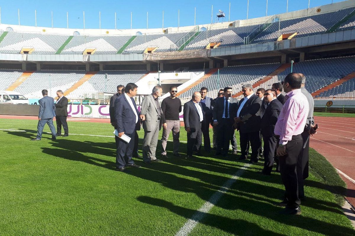 بازدید وزیر جوانان و ورزش آذربایجان از استادیوم فوتبال آزادی