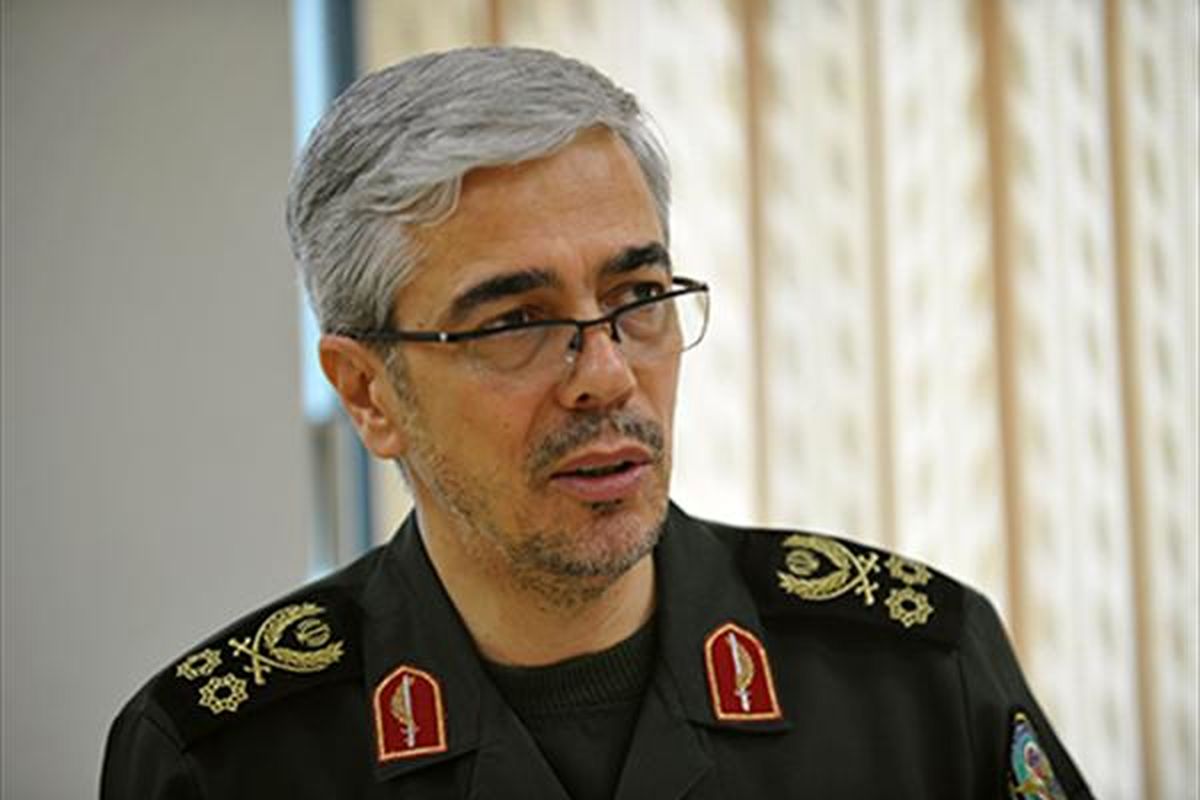 رئیس ستاد کل نیروهای مسلح به سرداران فدوی و نقدی تبریک گفت