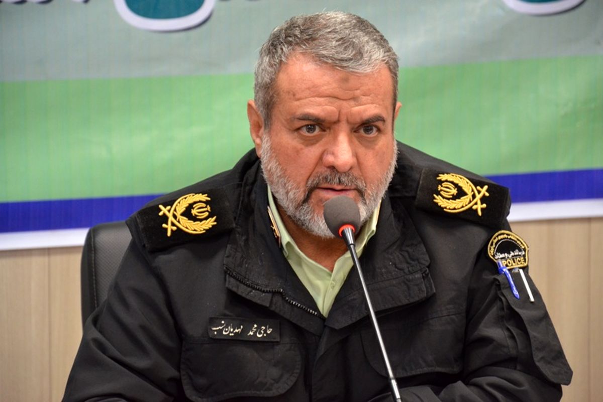 حضور کارشناسان  مرکز مشاوره پلیس لرستان در مناطق سیل زده/تشدید خدمت‌رسانی در مناطق سیل‌زده