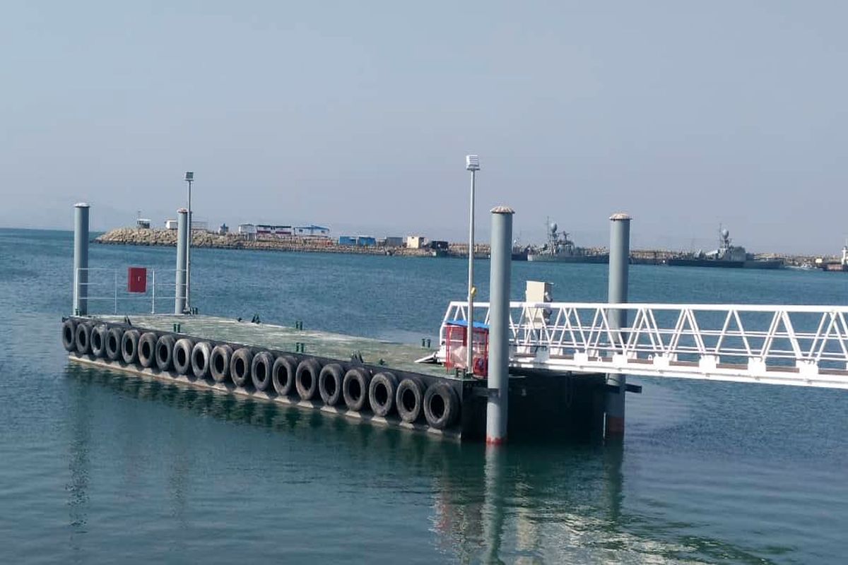 ساخت ۶ فروند اسکله شناور دریایی در منطقه آزاد قشم