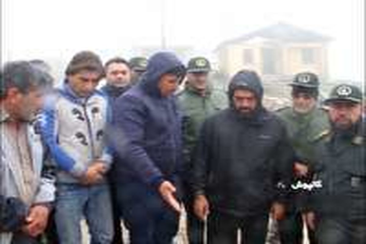 مطالبات روستاییان حسین آباد کالپوش پیگیری می شود/ تا کنون مالکان ۱۵۳ واحد مسکونی، خانه خود را تخلیه کرده اند