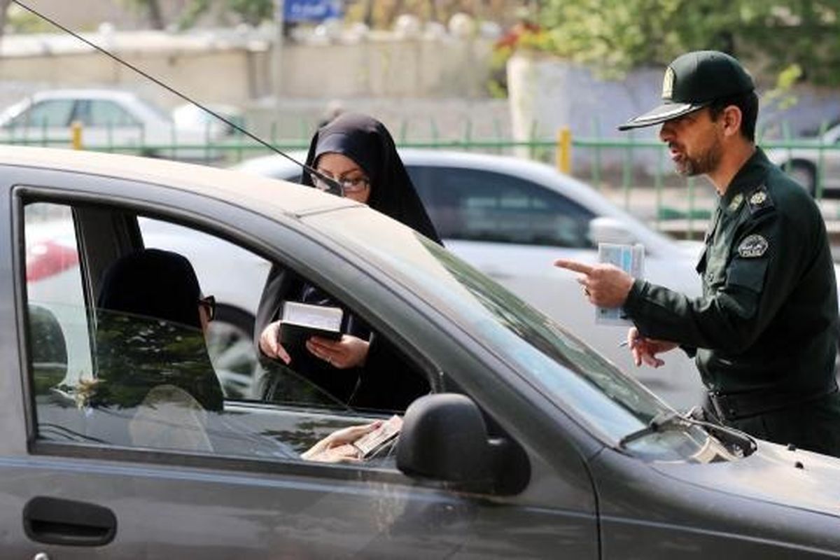 استانی که رکورد دار کودک همسری است/ دستور برخورد جدی با بی حجاب های داخل خودرو/  تیراندازی در فضای تئاتر شهر