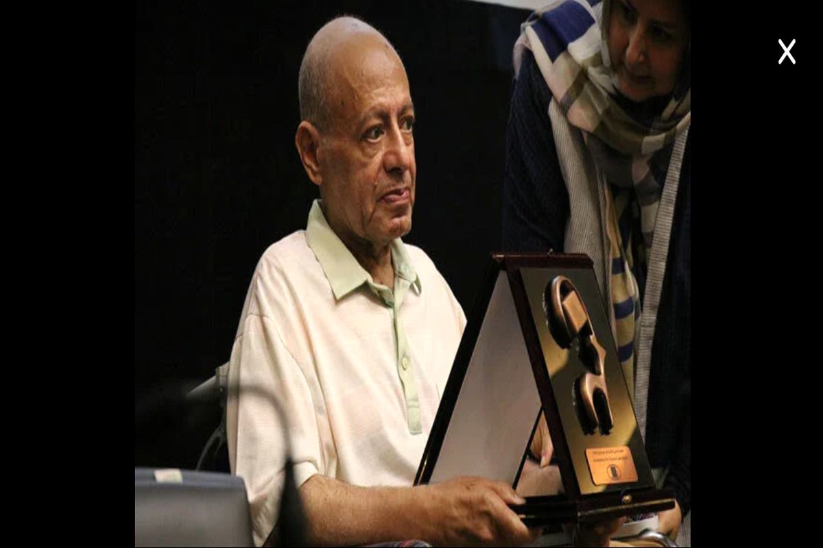 از حمید سهیلی برای پنج دهه تلاش در عرصه مستند سازی تقدیر شد