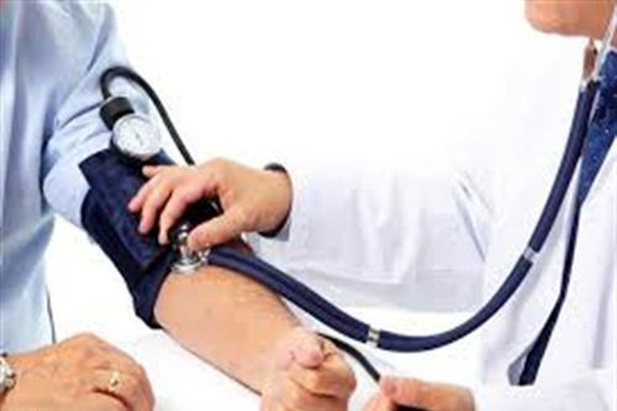 برپایی ایستگاه کنترل فشار خون در مصلی کیش