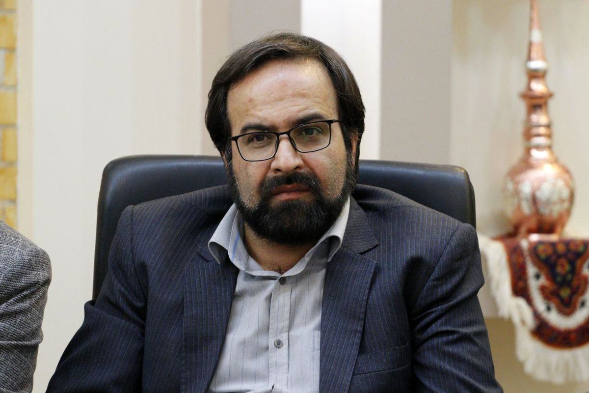 داوطلبان انتخابات مجلس شورای اسلامی در مهلت قانونی استعفا دهند