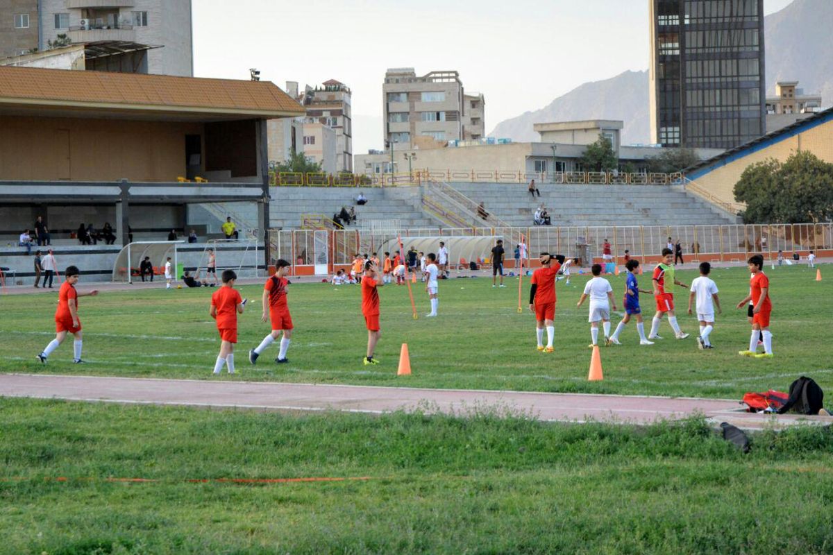 مدارس فوتبال و فوتسال مجوزدار را بشناسید!