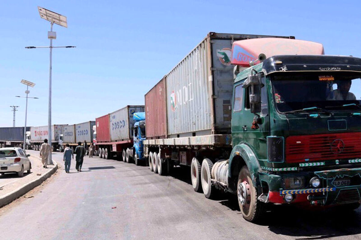 صادرات ۲۹۱ میلیون دلار کالا از مرز مهران به عراق