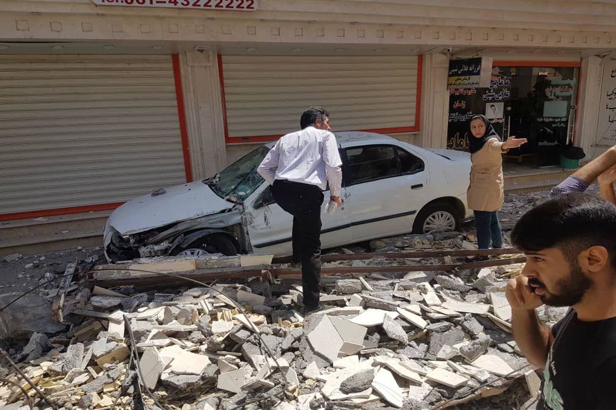 ۱ کشته و چهار زخمی در زلزله مسجد سلیمان/ آسیب دیدگی تاسیسات نیروی برق و اختلال در آنتن دهی تلفن همراه
