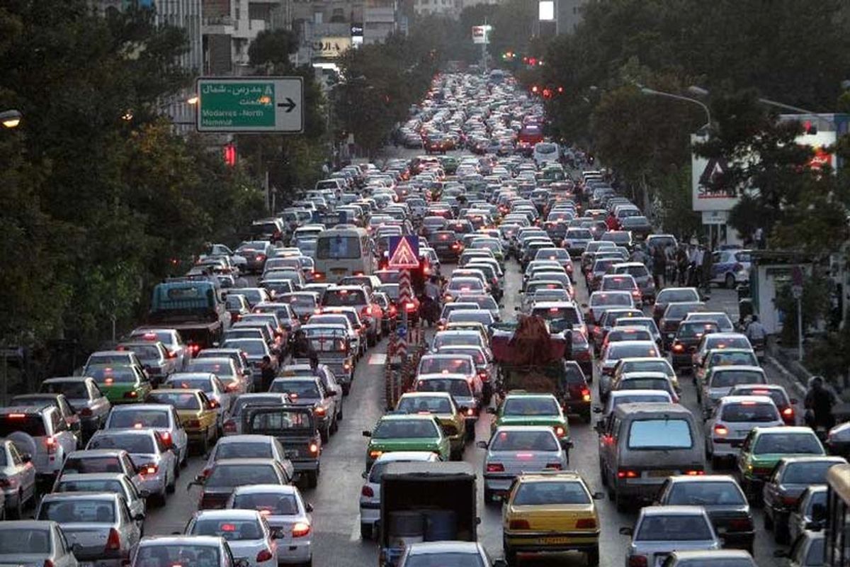 حجم سنگین ترافیکی معابر بزرگراهی پایتخت