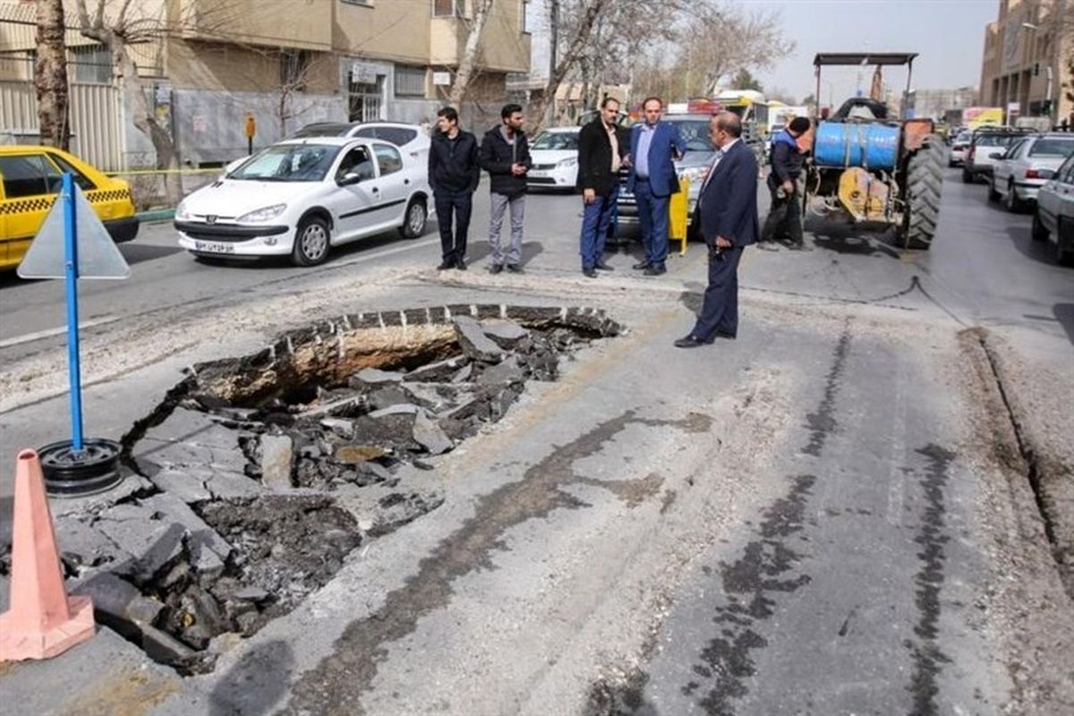 سوال عجیب معاون شهردار: فرونشست «بحران» است؟/سالاری: از سوالتان تعجب می‎کنم!/امانی: این را خواجه حافظ هم می‎داند!/ شفیعی: چرا صورت مساله را پاک می‎کنید؟ 