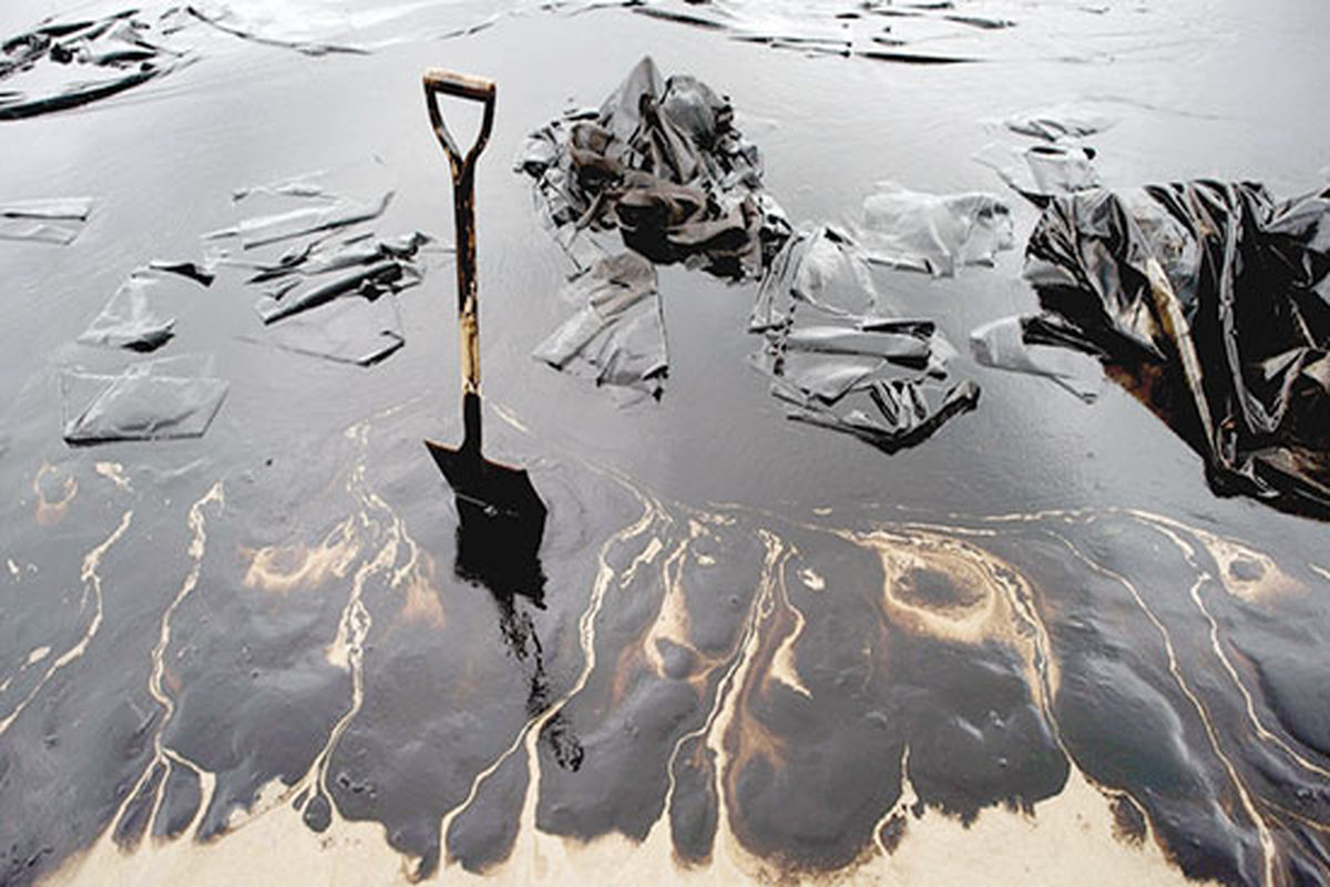 آغاز پایش آلاینده های نفتی در دریای خزر