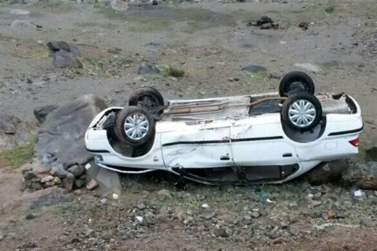 واژگونی خودرو موجب مرگ راننده جوان شد