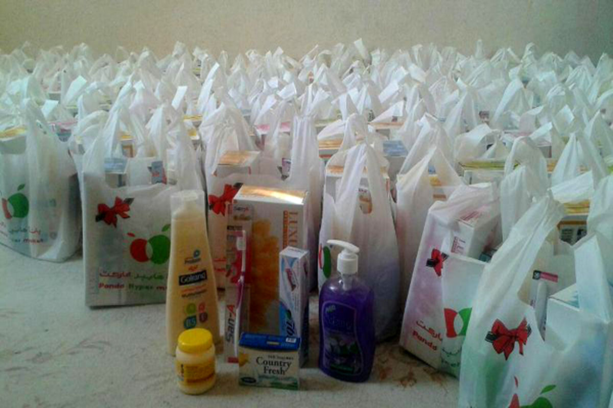 توزیع ۲۵۰۰ بسته بهداشتی بین نیازمندان تحت حمایت کمیته امداد رودان