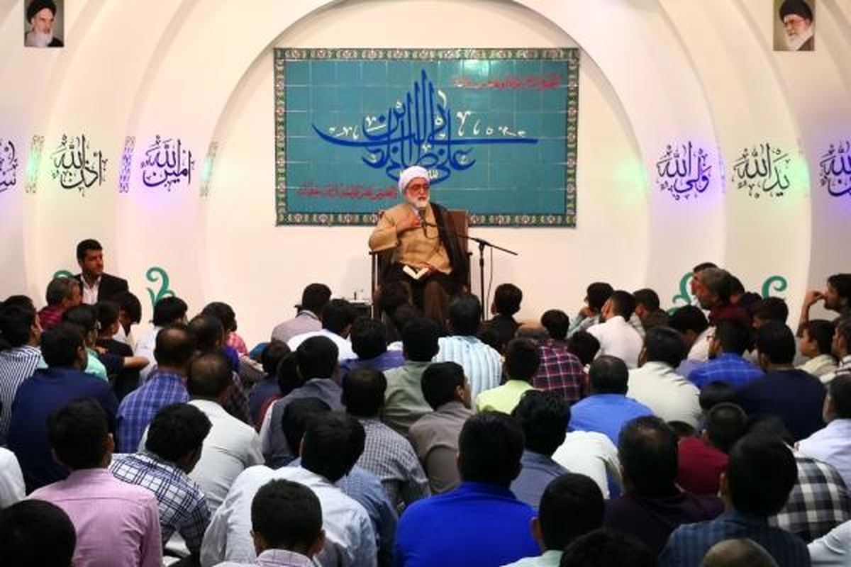 پیام غدیر عزت، استقلال و مودت برای جامعه اسلامی است