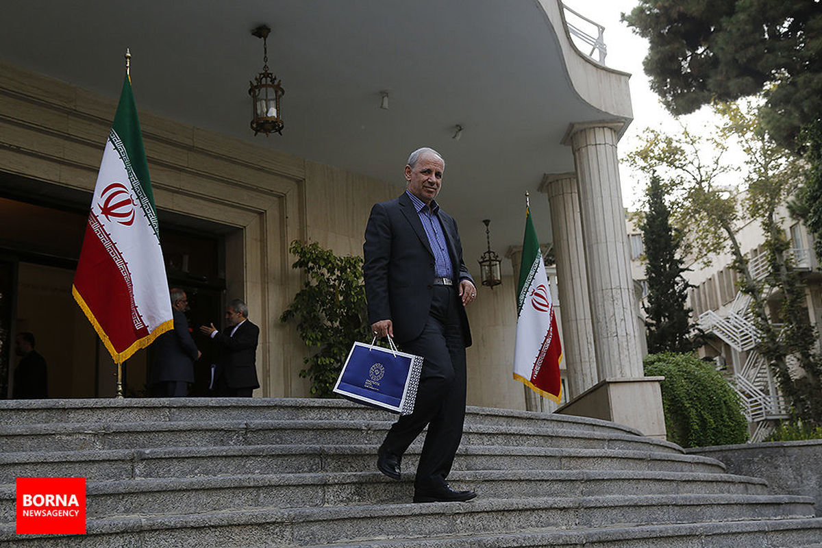 تبریک معاون رئیس جمهور به خاطر قهرمانی والیبال ایران در جهان