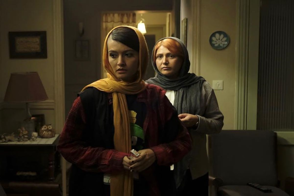 تلاش «سرکوب» اجتماعی و «نیوکاسل» شبه فیلم فارسی برای جذب مخاطب!