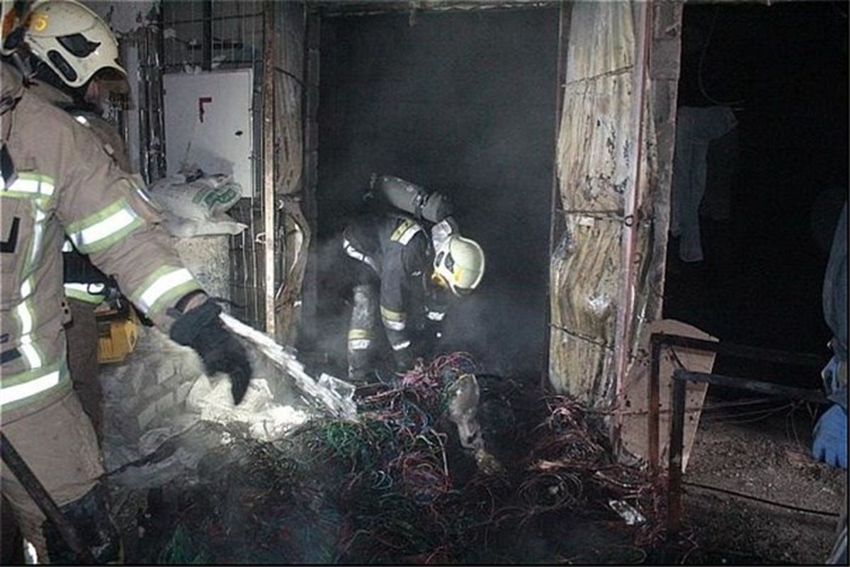 یک باب منزل مسکونی دوگنبدان در آتش سوخت