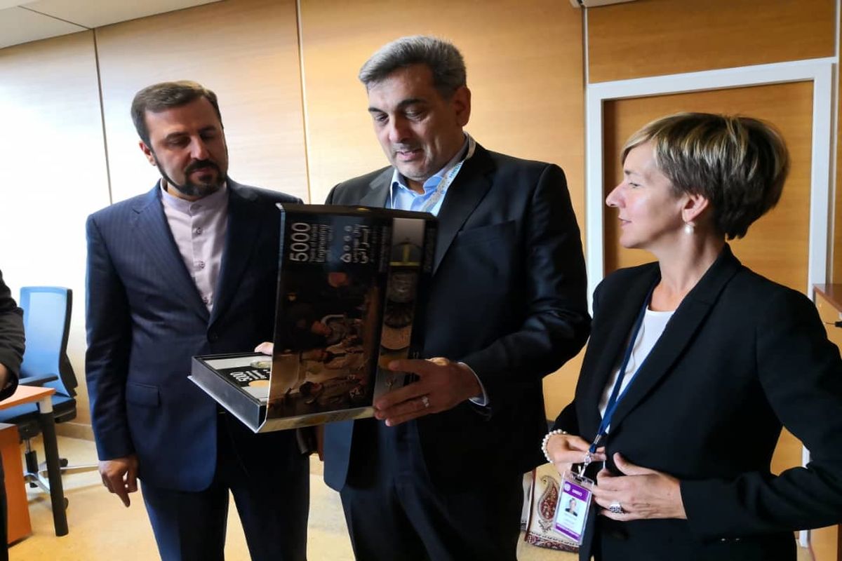 شهردار تهران با دبیرکل شهرهای اروپایی دیدار کرد 