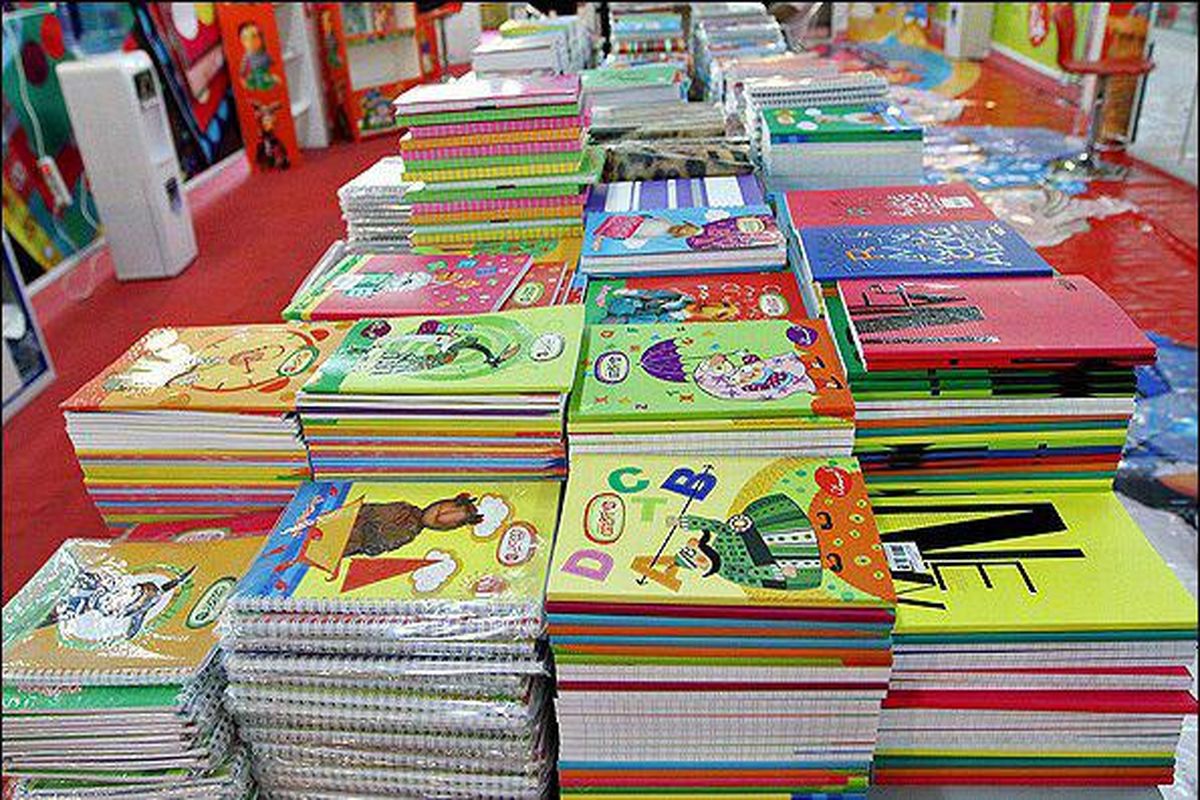 برپایی نمایشگاه عرضه مستقیم نوشت افزار در ۵ نقطه تهران