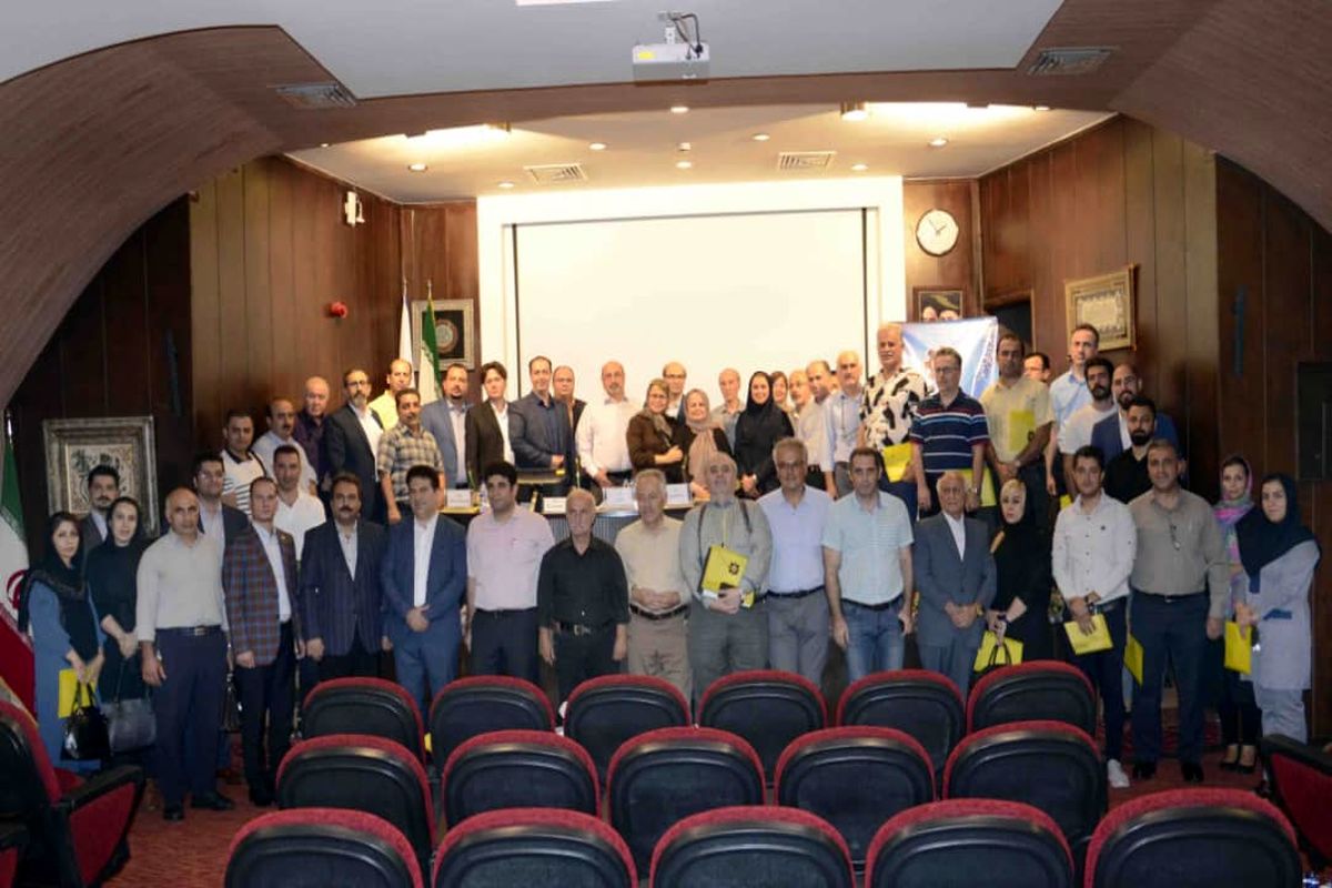 اولین همایش انجمن صنفی کارفرمایی تجهیزات پزشکی استان گیلان