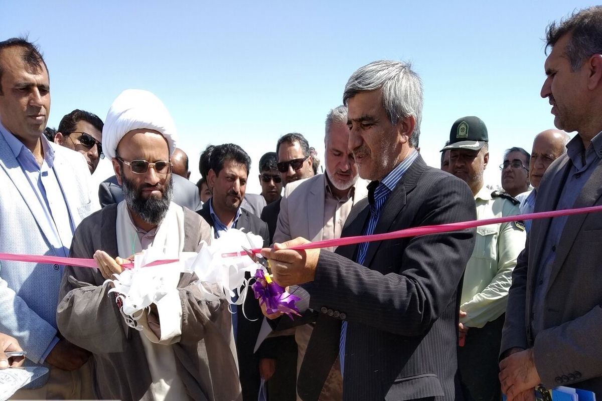 مزرعه پرورش شترمرغ در شهرستان مرزی هیرمند افتتاح شد