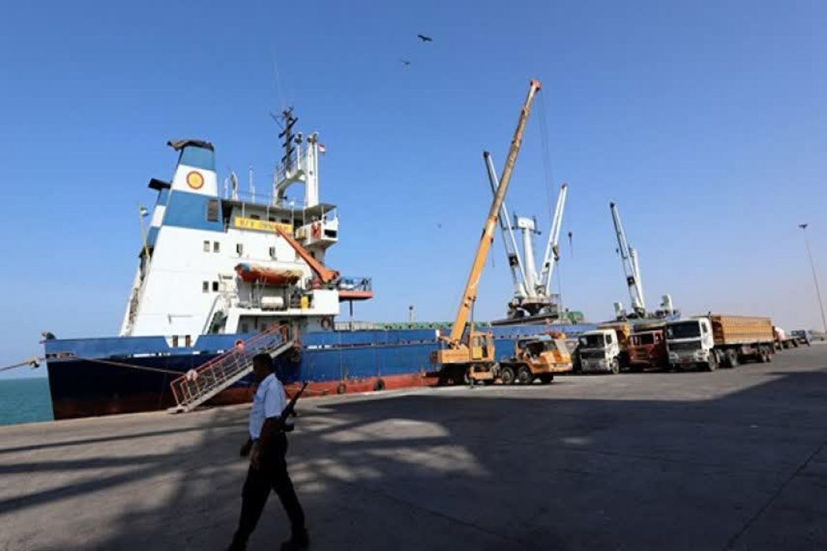 تشدید بحران سوخت یمن، در ادامه ممانعت عربستان از ورود کشتی های حامل سوخت