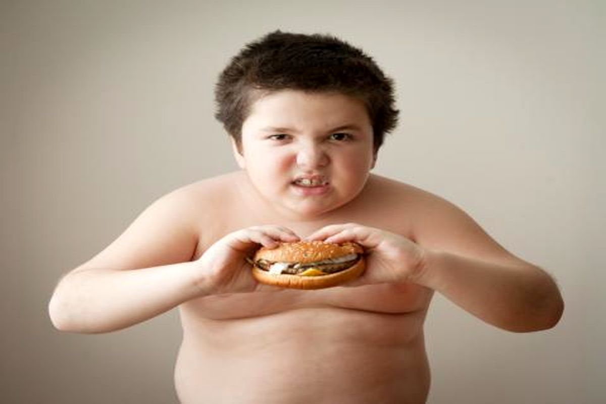 شیوع چاقی از سنین کودکی در حال افزایش است