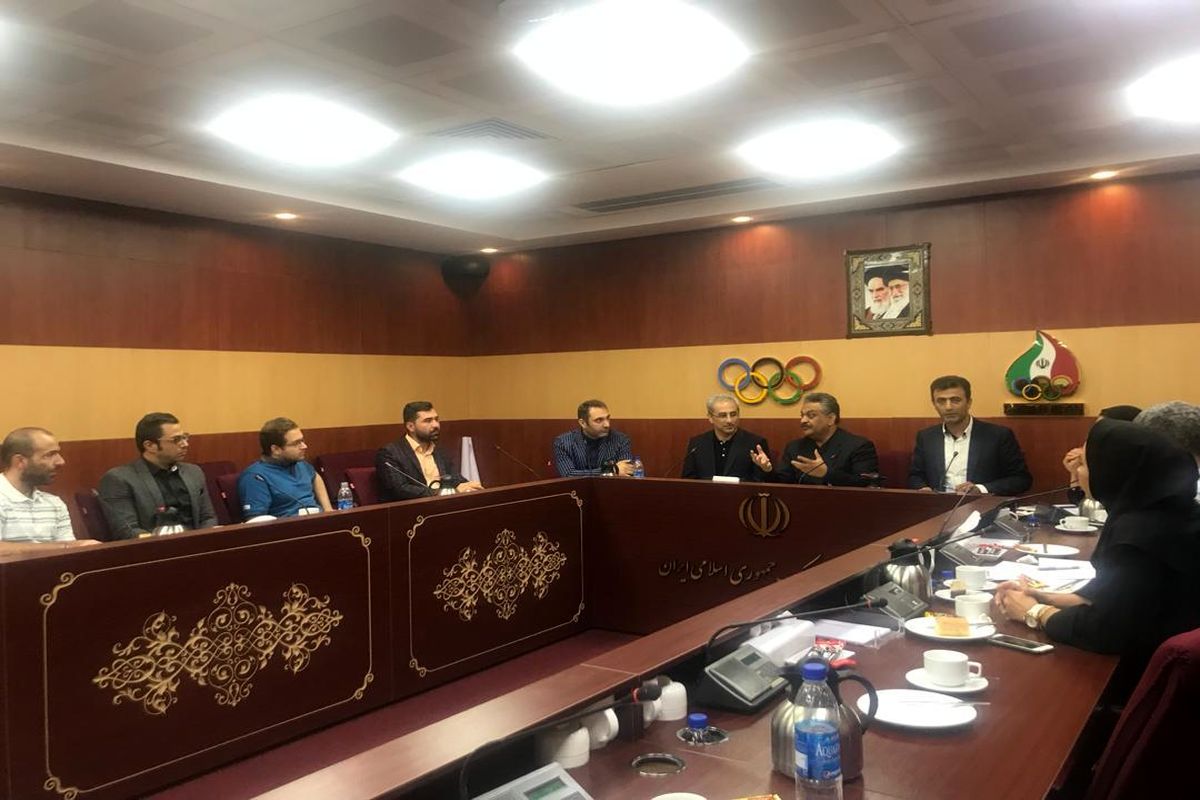 نشست شورای راهبردی توسعه همگانی فدراسیون اسکواش برگزار شد