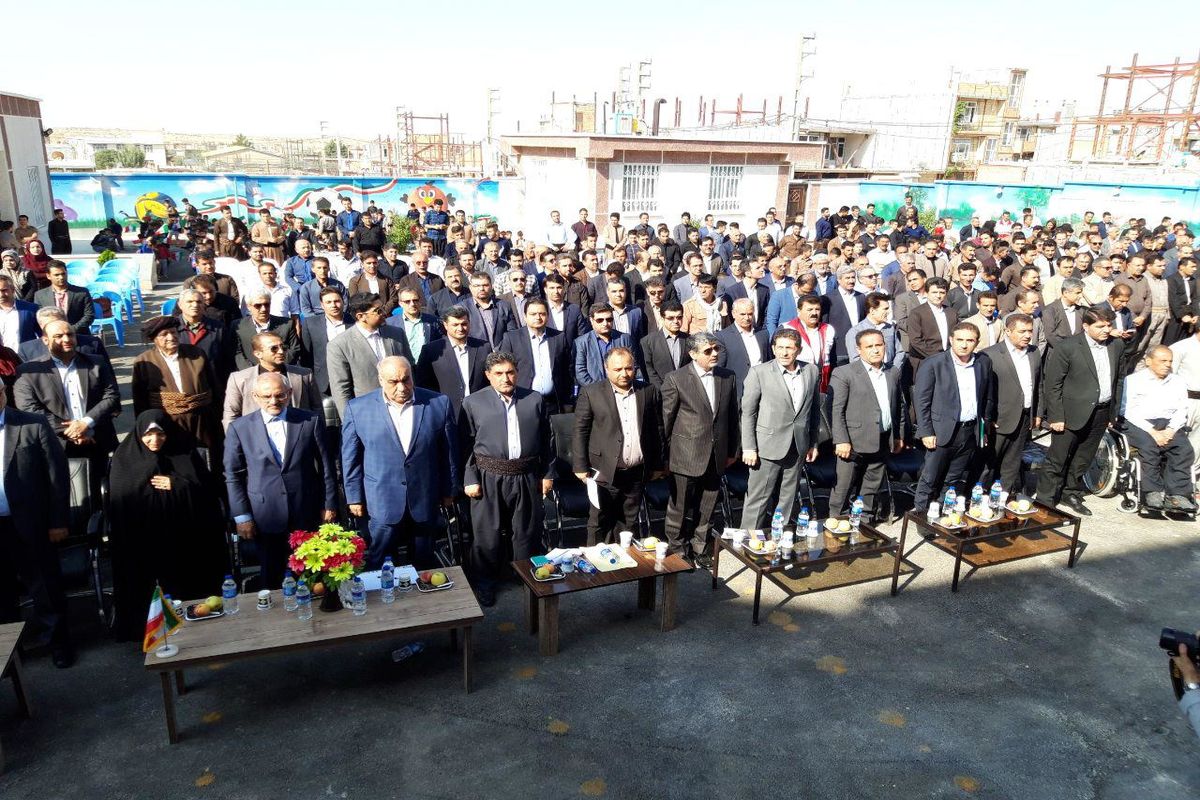 ورود وزیر آموزش‌و پرورش به‌ منظور افتتاح پروژه‌های آموزشی پس از زلزله کرمانشاه