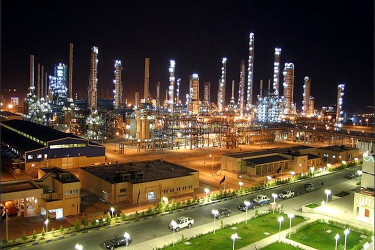 طرح افزایش ظرفیت تولید در پتروشیمی تندگویان افتتاح شد