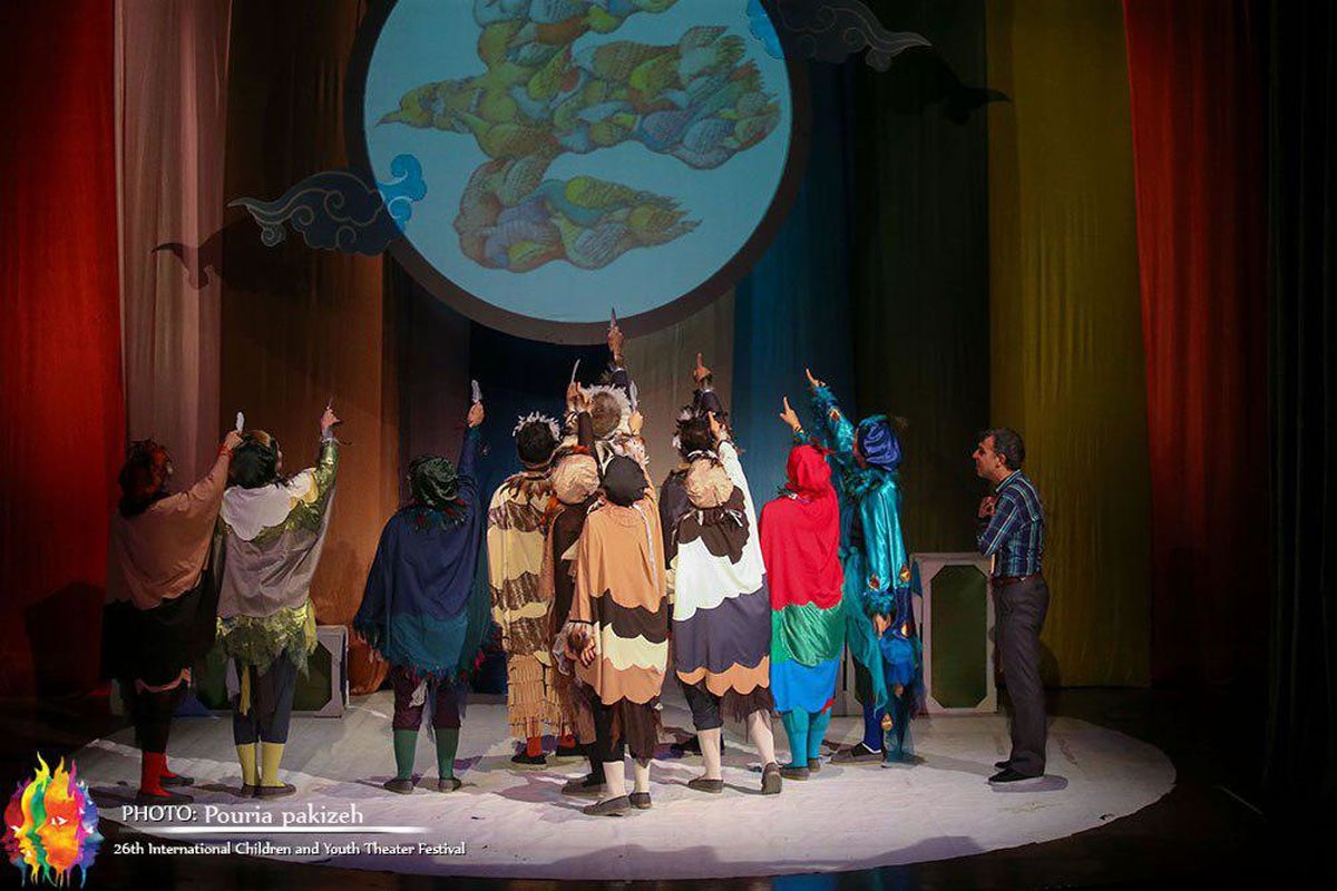 جشنواره تئاتر کودک و نوجوان با ۱۳ نمایش به روز چهارم رسید
