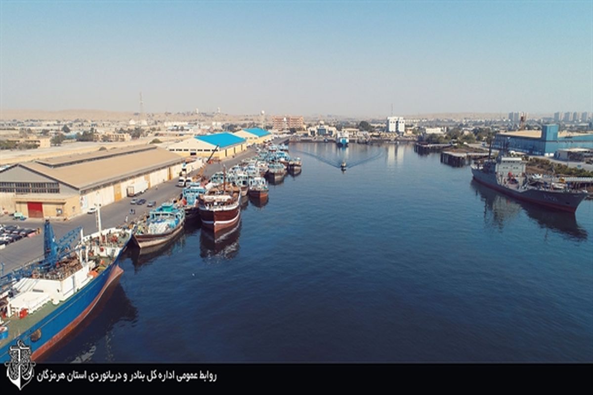 بیش از ۱ میلیون و۳۰۰ هزار تن کالادر بندر شهید باهنرجابجا شد / رشد ۸۰ درصدی در صادرات مواد نفتی