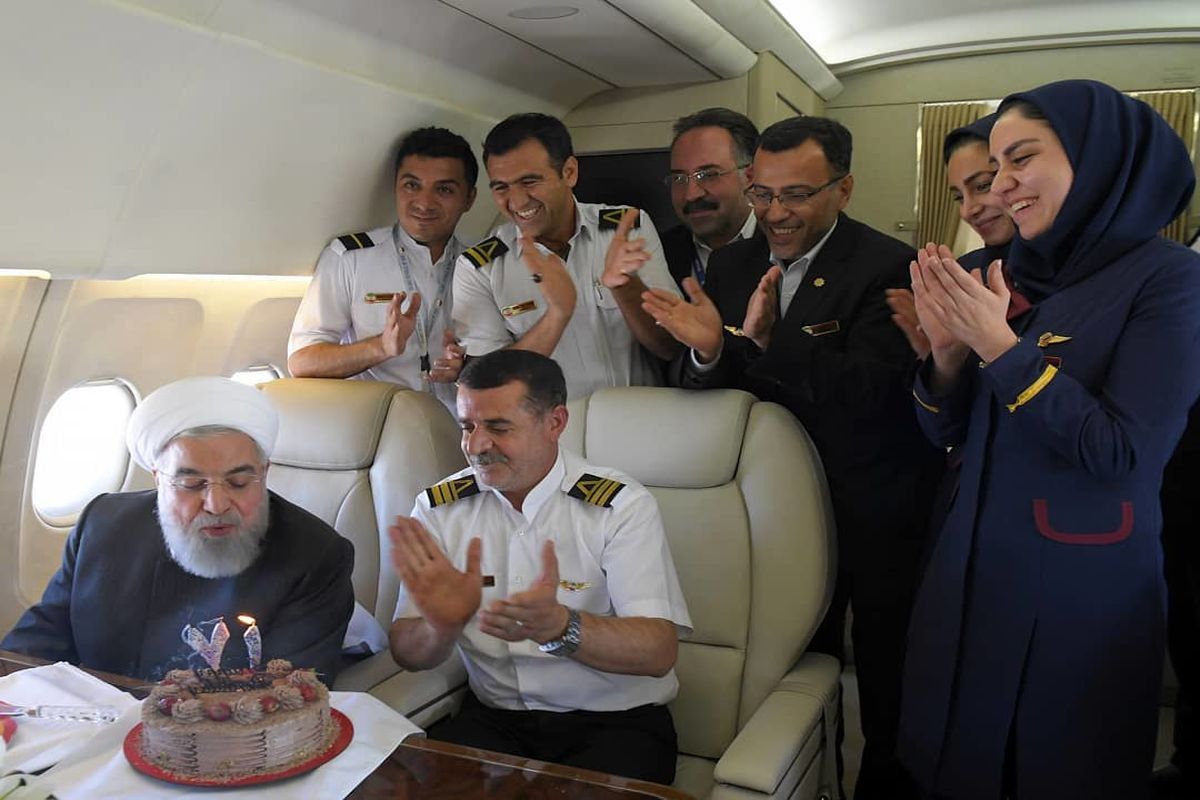 حضور سلطانی‌فر در جشن تولد خودمانی رییس جمهور+عکس