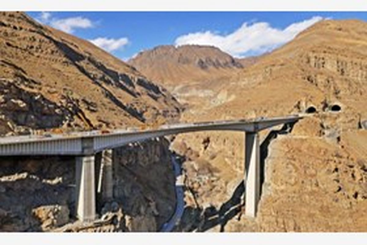 تسریع در عملیات اجرای قطعه ۳ از پروژه آزاد راه ارومیه - تبریز