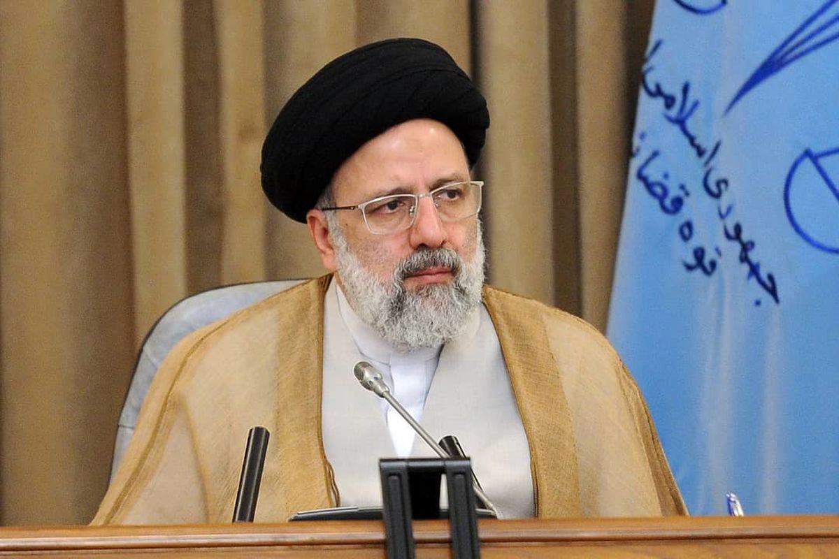 قوه قضاییه به خبر "مخالفت رییسی با پیشنهاد بنزین ۱۲۰۰ تومانی روحانی" واکنش نشان داد