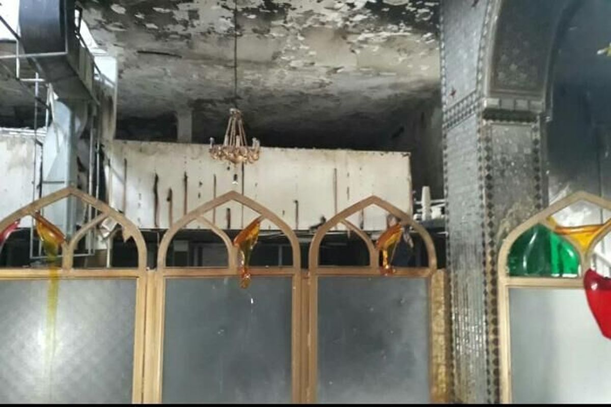 سرقت و به آتش کشیدن مرقد امامزاده‌ای در شیراز