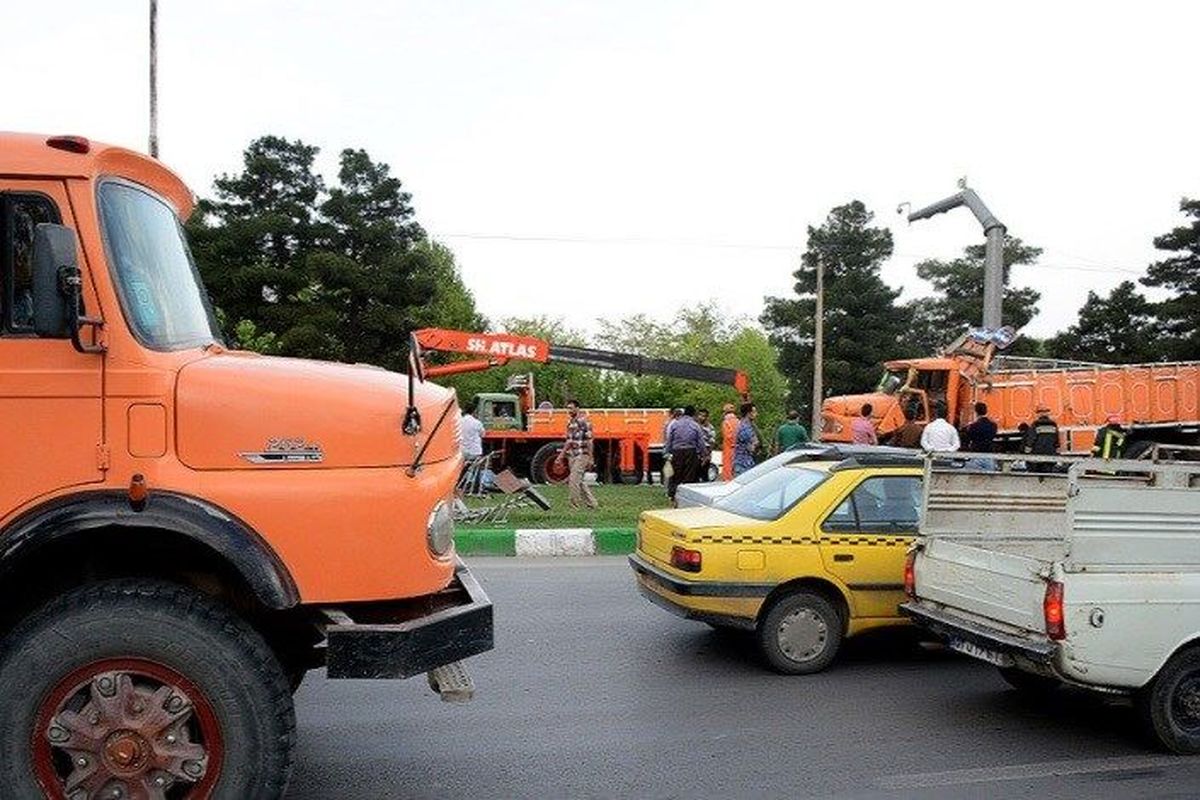 ورود کامیون‌ها به تهران؛ ممنوع