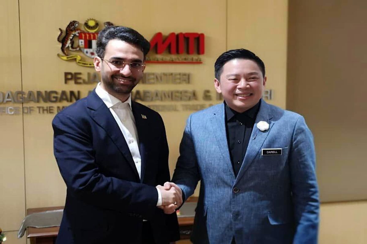 دیدار وزیر ارتباطات با وزیر تجارت خارجی و صنعت مالزی